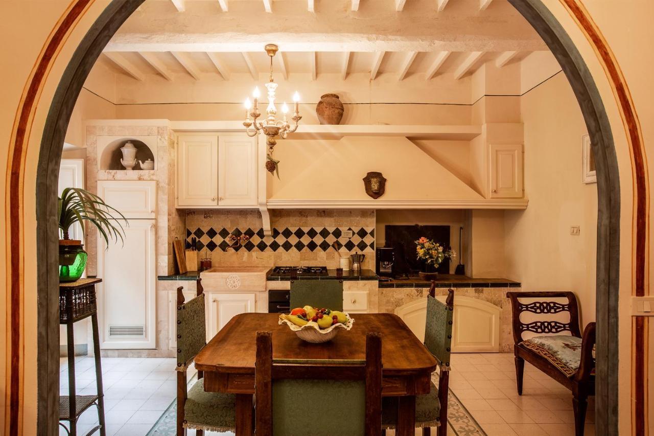 אפרטהוטל קאסטיגליונה דל לאגו Palazzo Barbini Dimora Storica מראה חיצוני תמונה