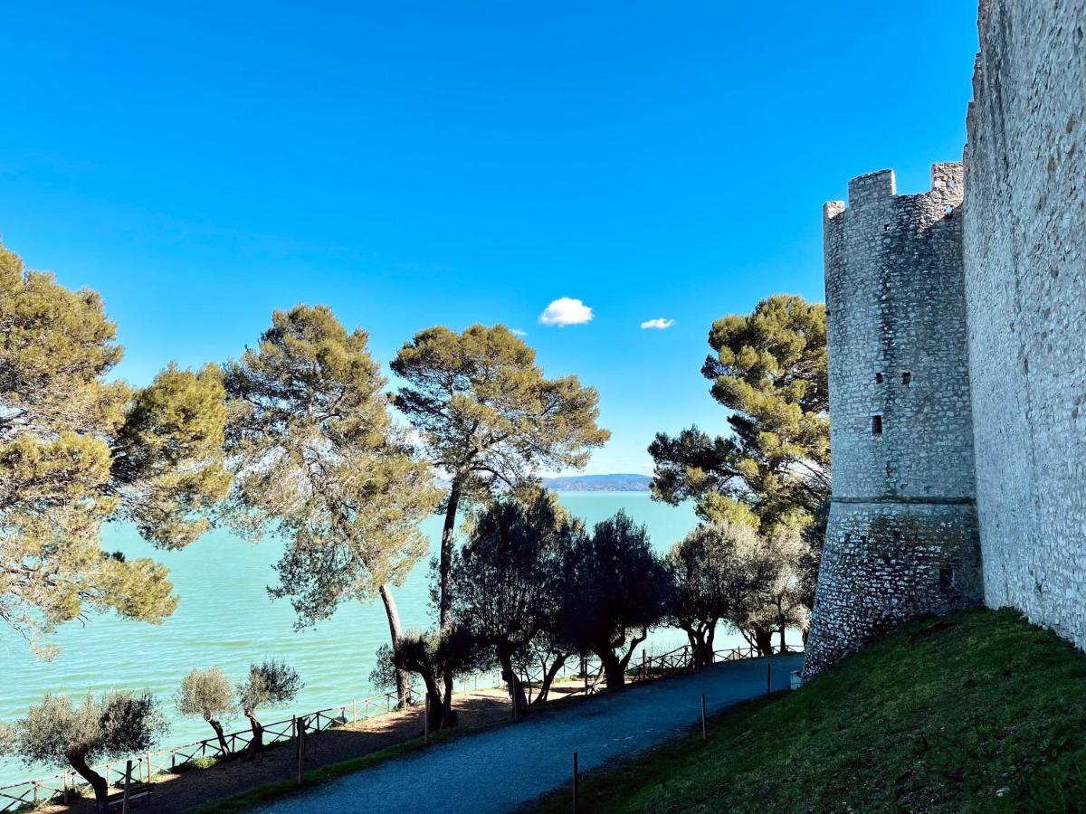אפרטהוטל קאסטיגליונה דל לאגו Palazzo Barbini Dimora Storica מראה חיצוני תמונה