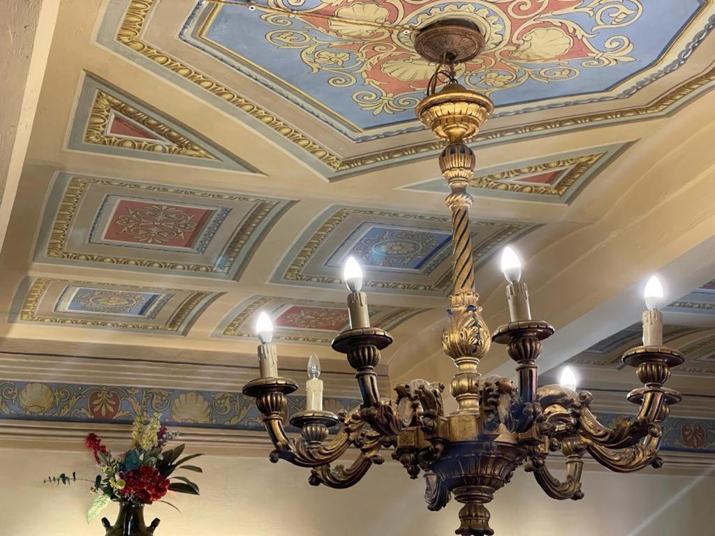 אפרטהוטל קאסטיגליונה דל לאגו Palazzo Barbini Dimora Storica מראה חיצוני תמונה